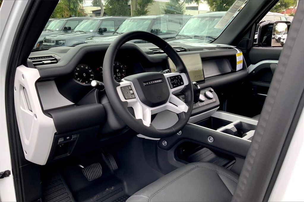 2025 Land Rover Defender 130 X-Dynamic SE San Jose CA