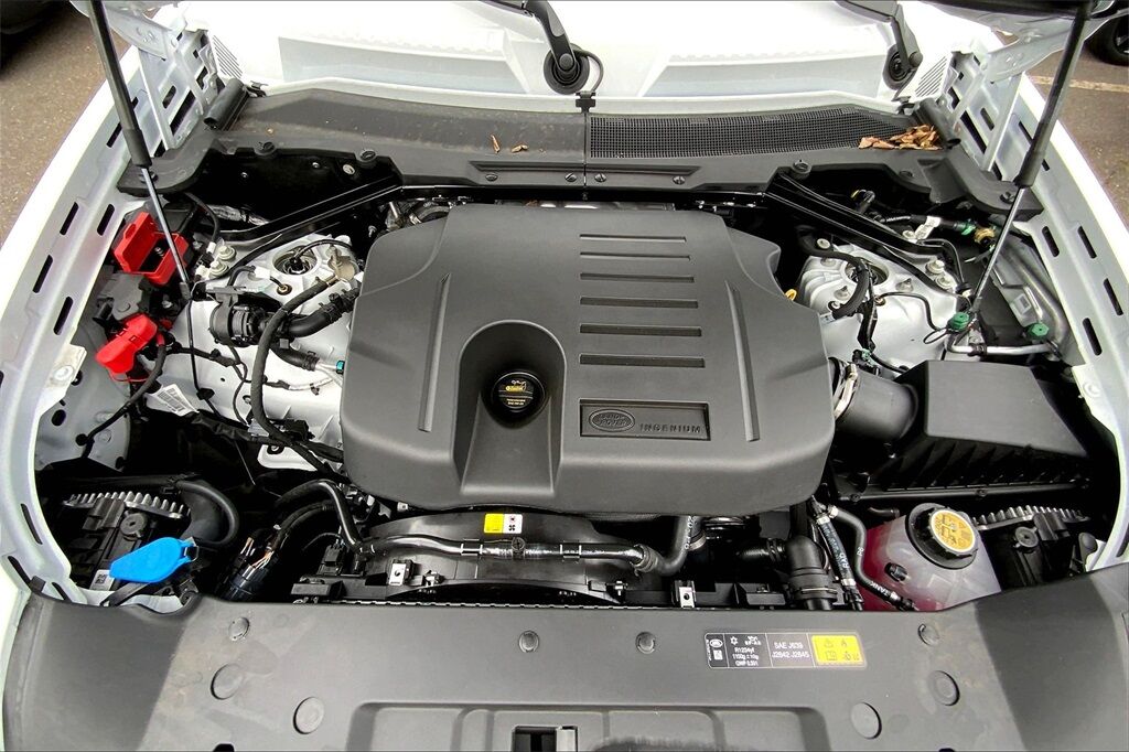 2025 Land Rover Defender 130 X-Dynamic SE San Jose CA