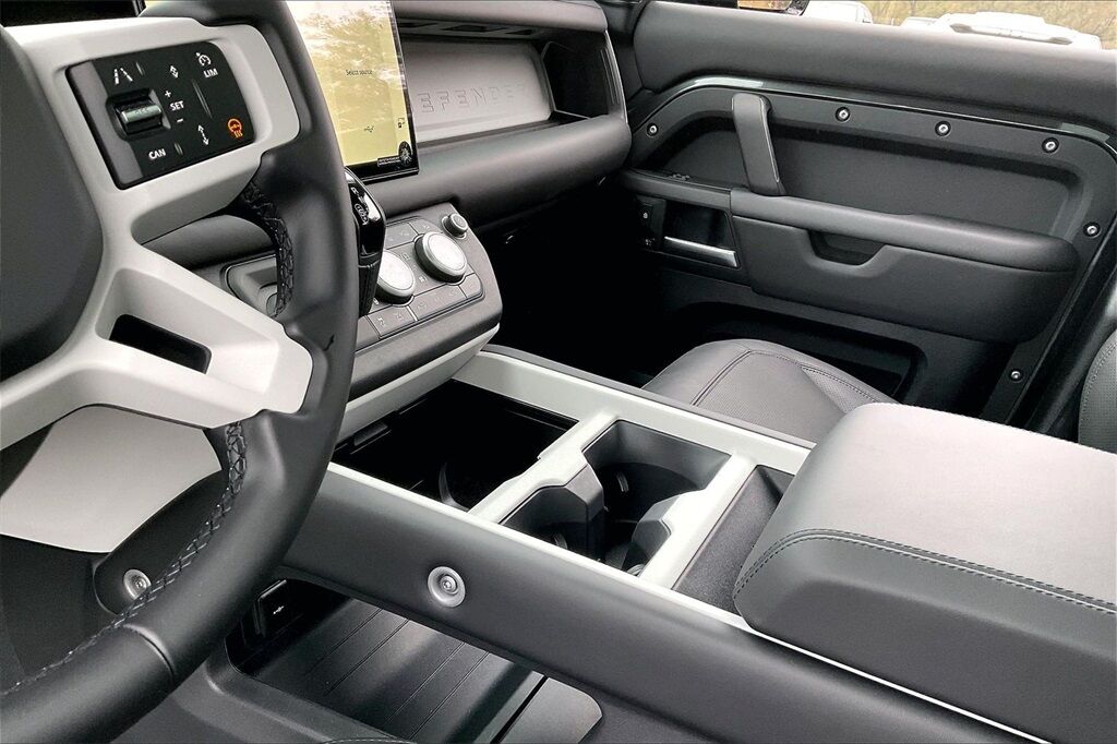 2025 Land Rover Defender 130 X-Dynamic SE San Jose CA