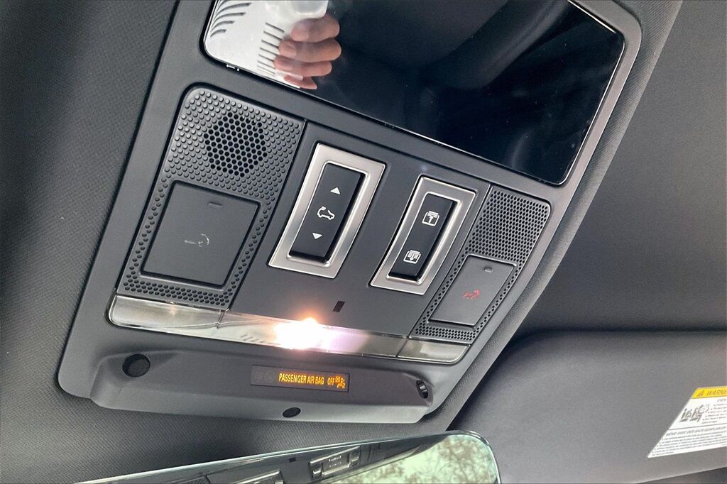 2025 Land Rover Defender 130 X-Dynamic SE San Jose CA