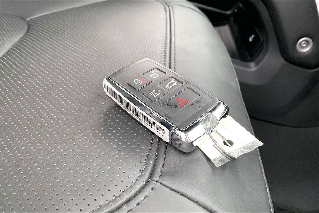 2025 Land Rover Defender 130 X-Dynamic SE San Jose CA