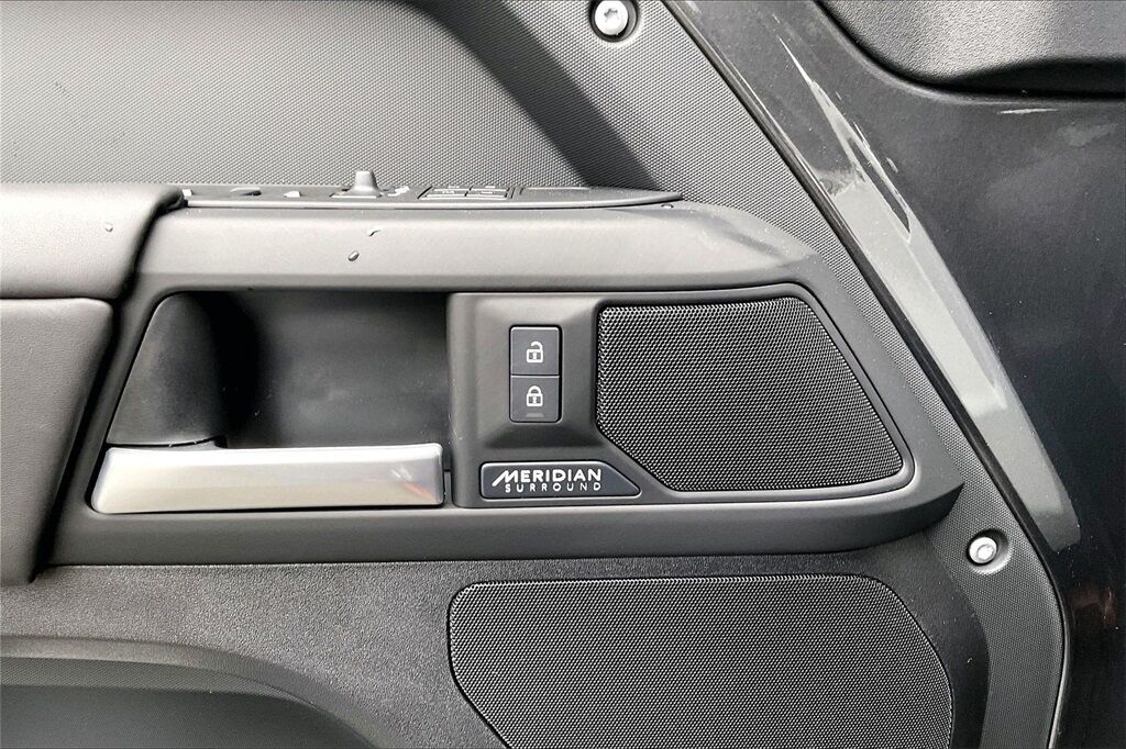 2025 Land Rover Defender 130 X-Dynamic SE San Jose CA