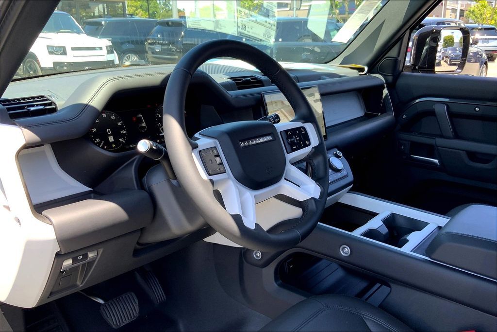2025 Land Rover Defender 130 X-Dynamic SE San Jose CA