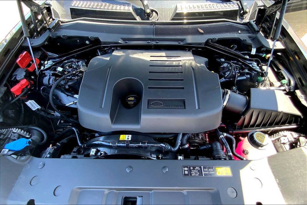 2025 Land Rover Defender 130 X-Dynamic SE San Jose CA