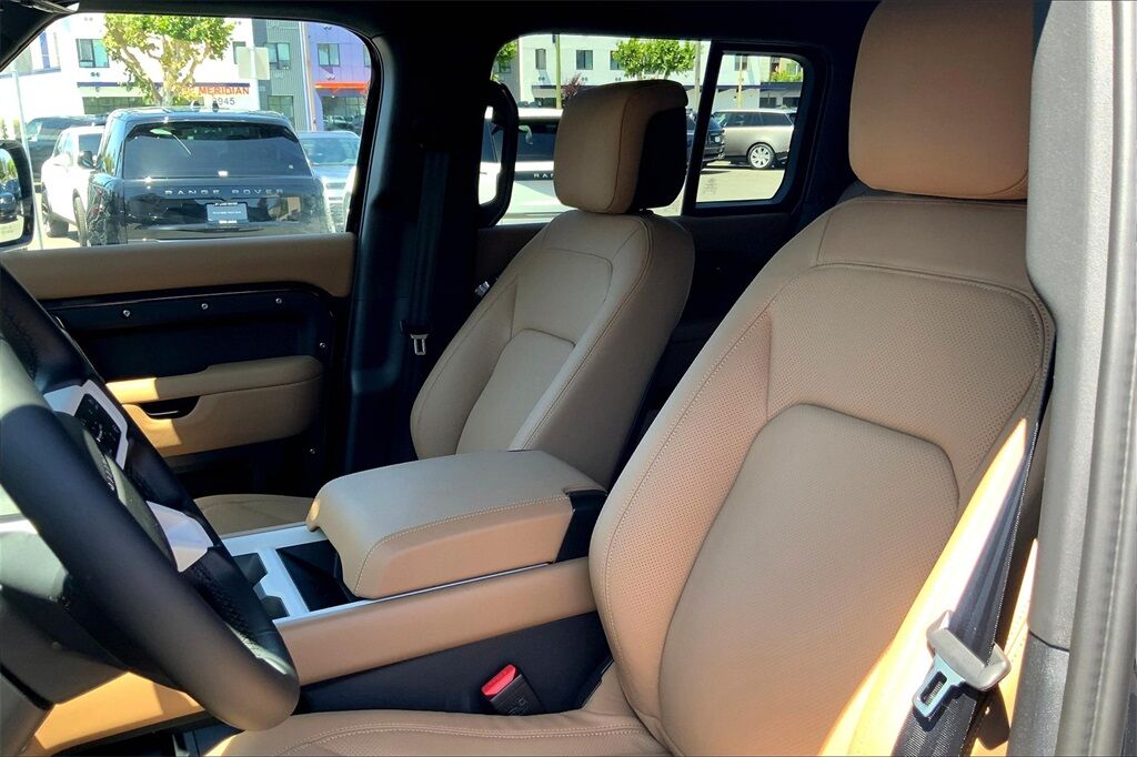 2025 Land Rover Defender 130 X-Dynamic SE San Jose CA