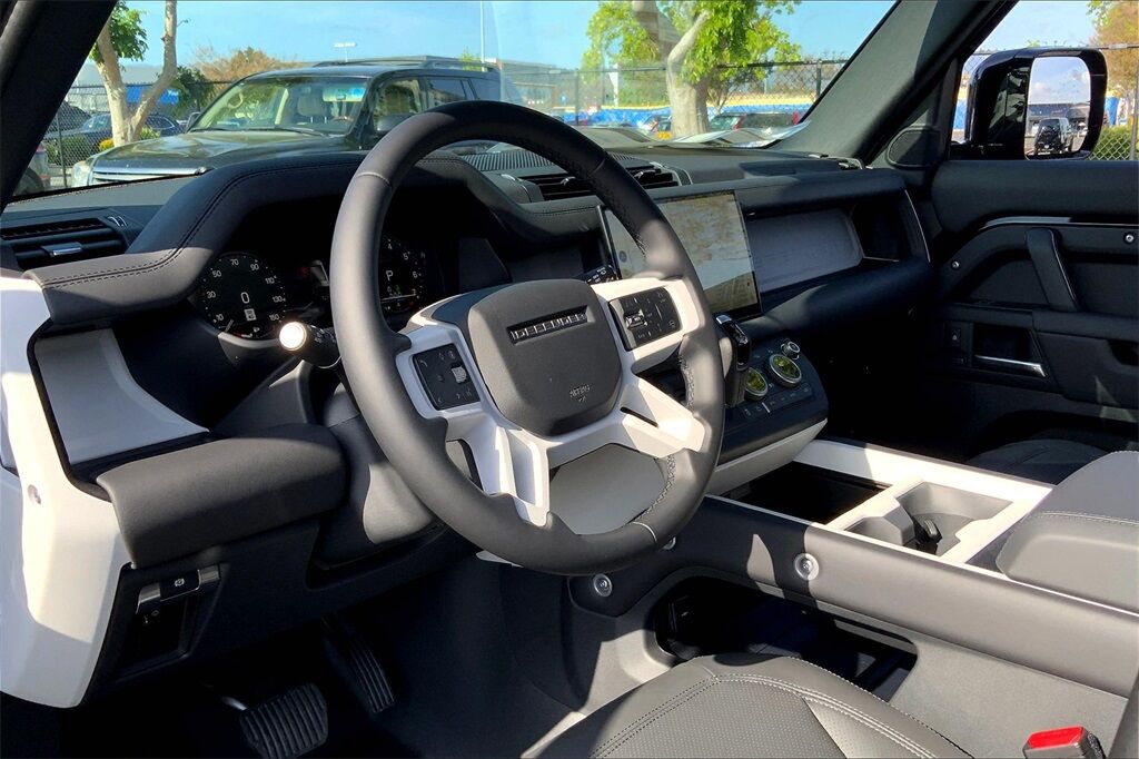 2025 Land Rover Defender 130 X-Dynamic SE San Jose CA