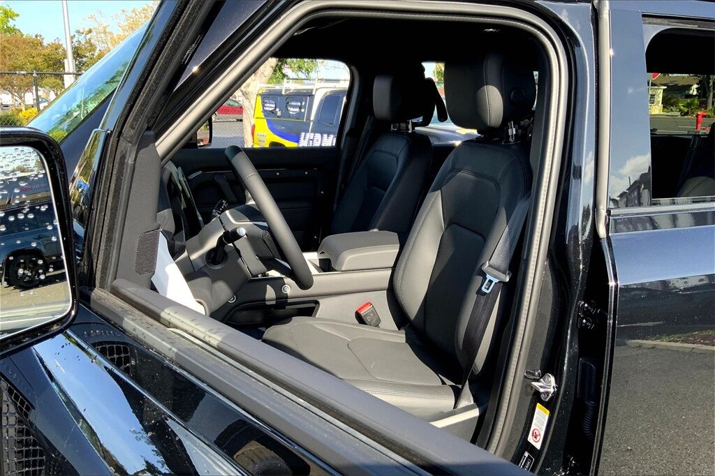 2025 Land Rover Defender 130 X-Dynamic SE San Jose CA