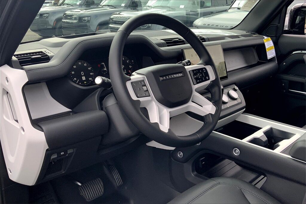 2025 Land Rover Defender 130 X-Dynamic SE San Jose CA