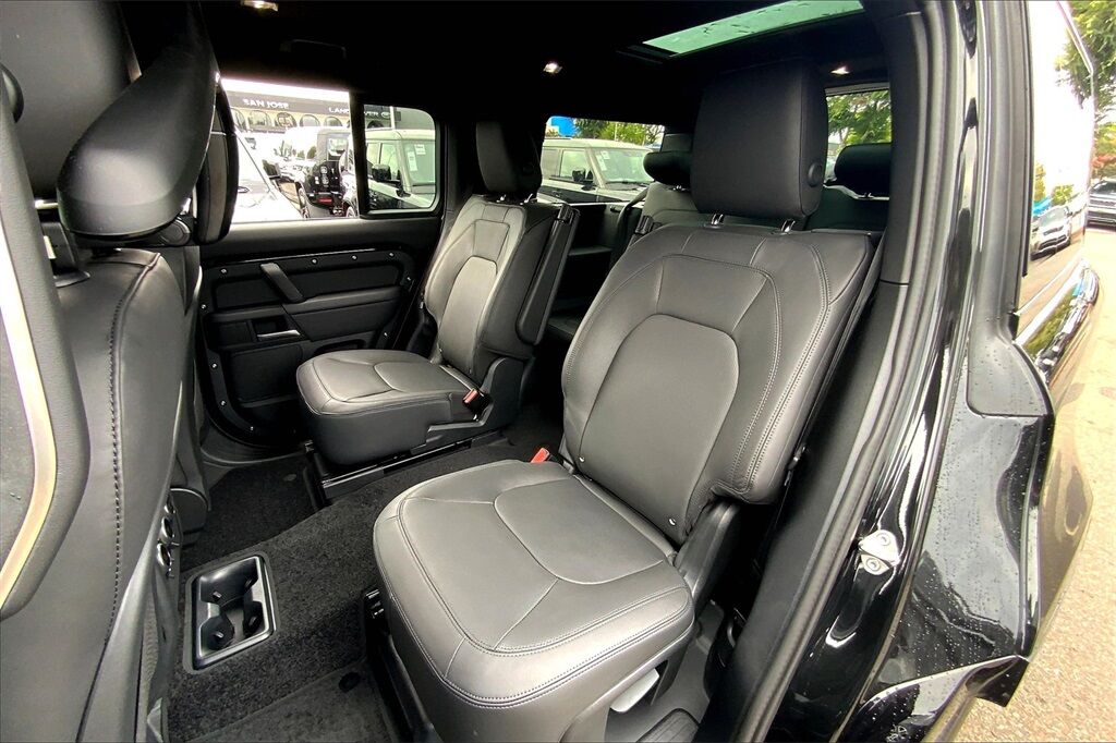 2025 Land Rover Defender 130 X-Dynamic SE San Jose CA