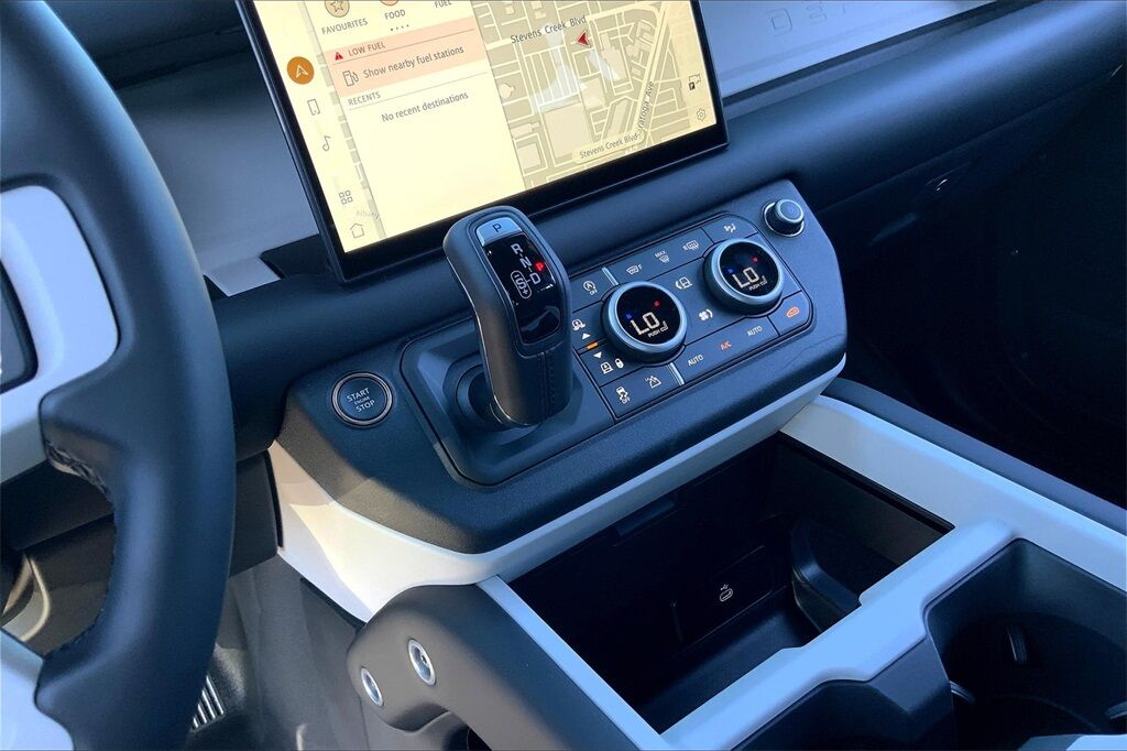 2025 Land Rover Defender 130 X-Dynamic SE San Jose CA