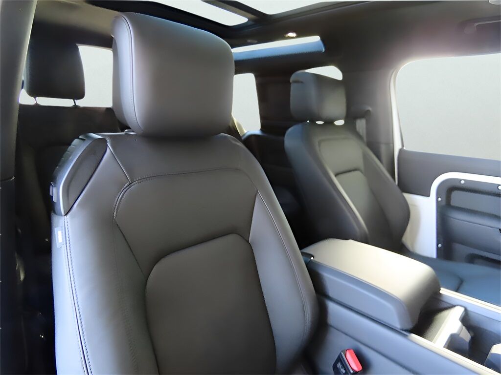 2025 Land Rover Defender 90 S San Clemente CA