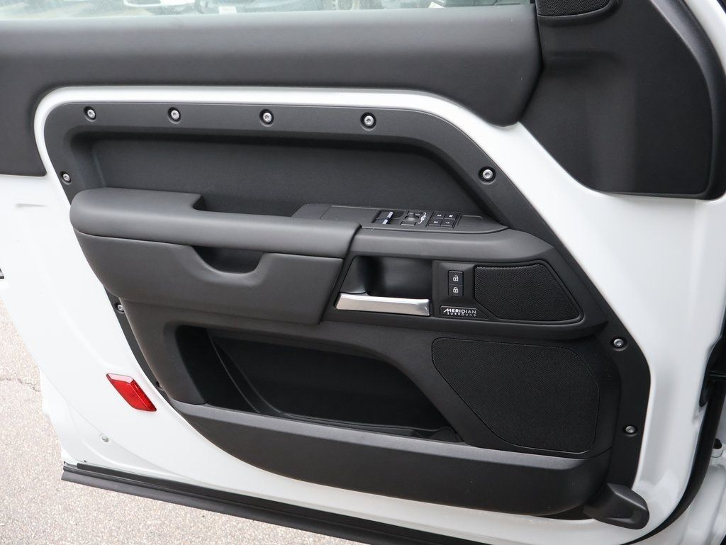 2025 Land Rover Defender 90 X-Dynamic SE San Clemente CA