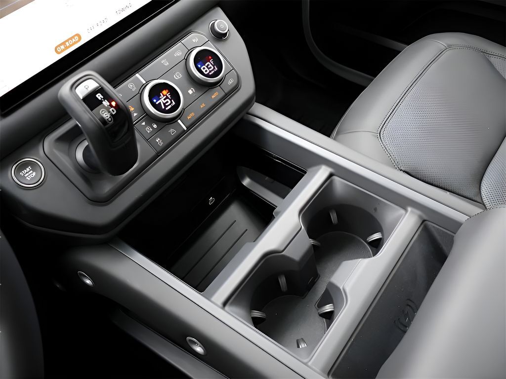 2025 Land Rover Defender 90 X-Dynamic SE San Clemente CA