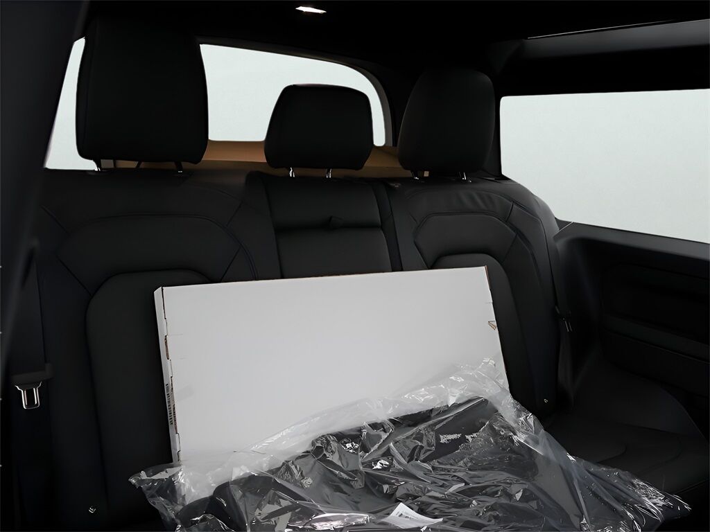 2025 Land Rover Defender 90 X-Dynamic SE San Clemente CA
