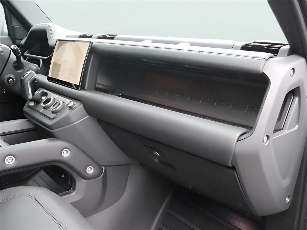 2025 Land Rover Defender 90 X-Dynamic SE San Clemente CA