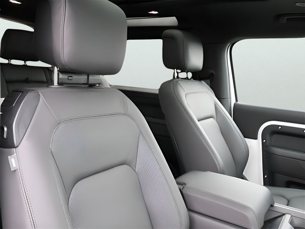 2025 Land Rover Defender 90 X-Dynamic SE San Clemente CA