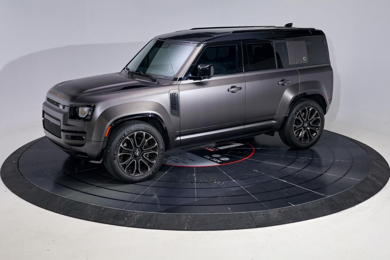 2025 Land Rover Defender OCTA 2025 Land Rover Defender OCTA