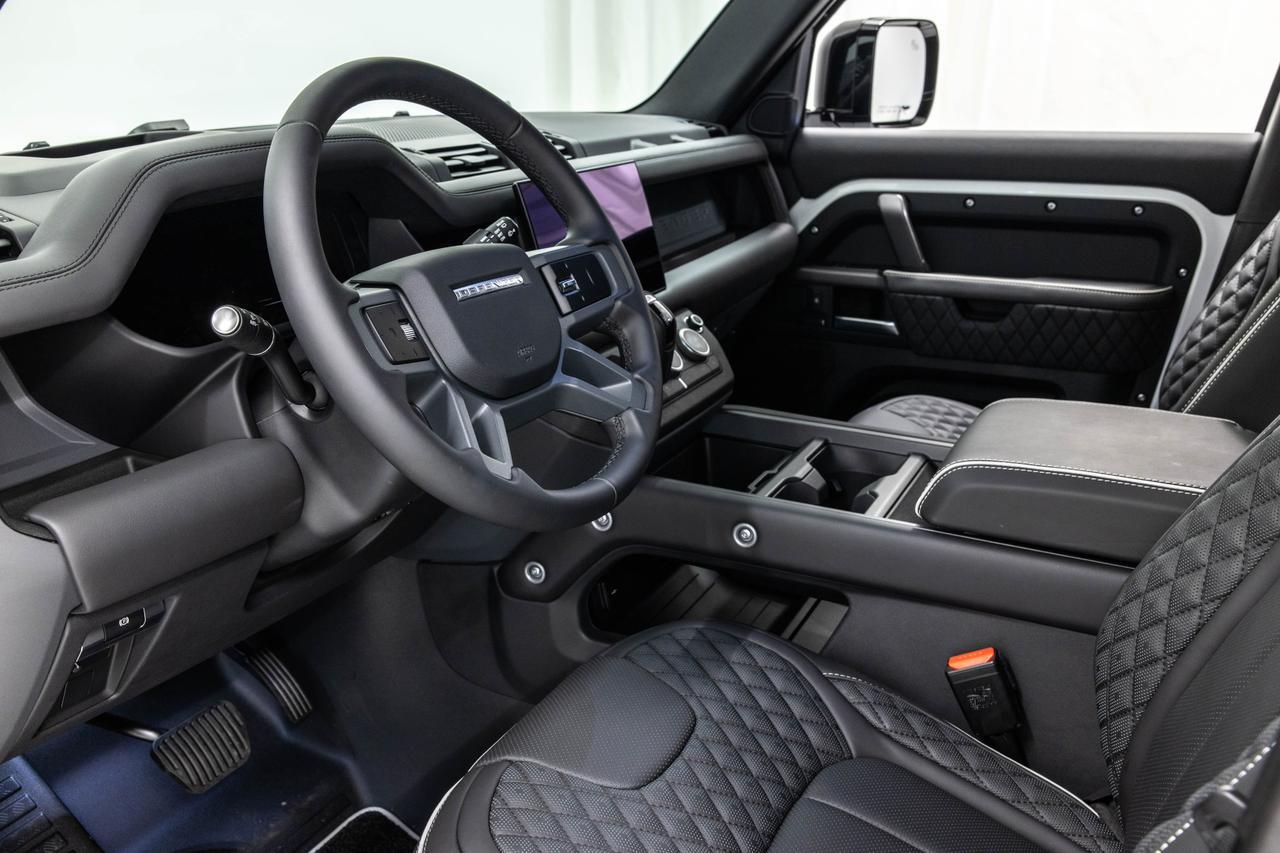 2025 Land Rover Defender P500 V8 X-Dynamic SE Danville VA 2025 Land Rover Defender P500 V8 X-Dynamic SE Danville VA