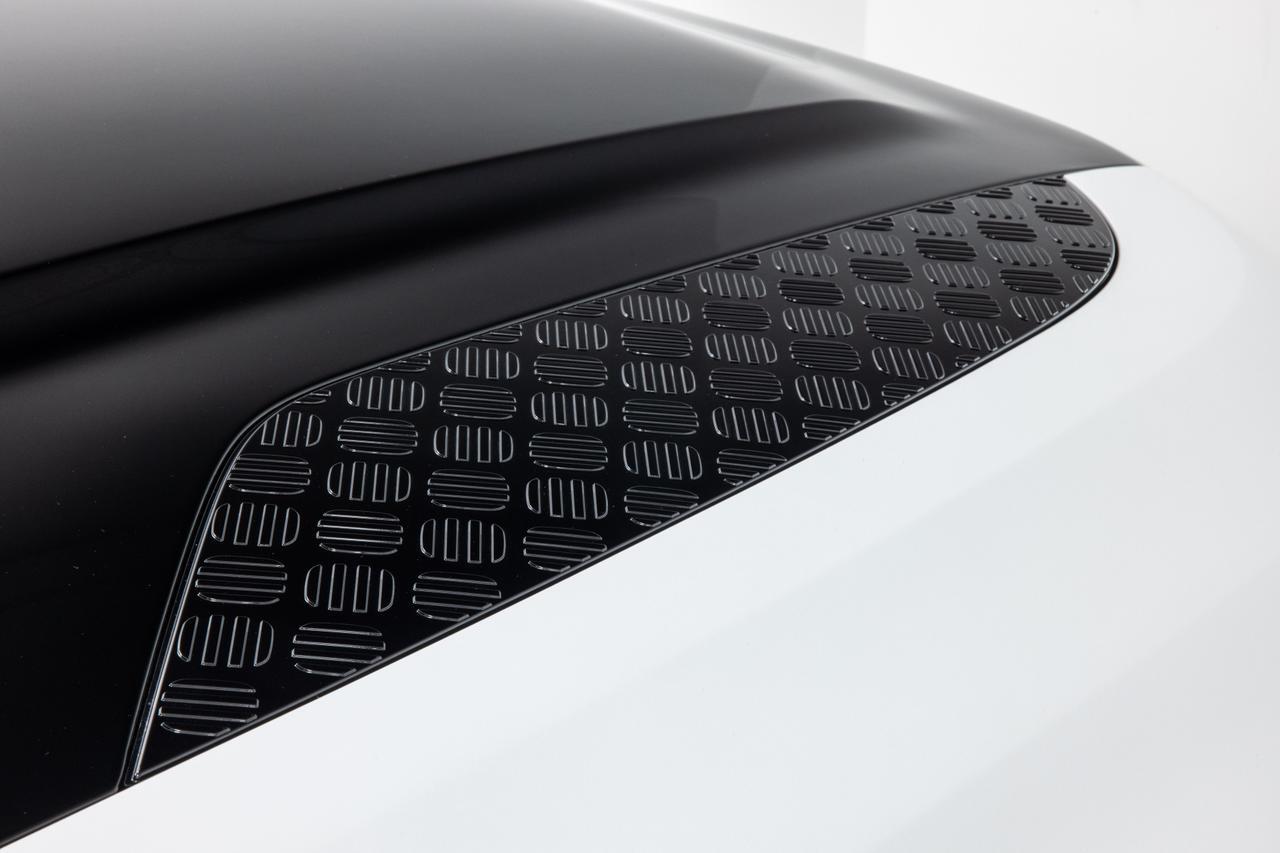 2025 Land Rover Defender P500 V8 X-Dynamic SE Danville VA 2025 Land Rover Defender P500 V8 X-Dynamic SE Danville VA