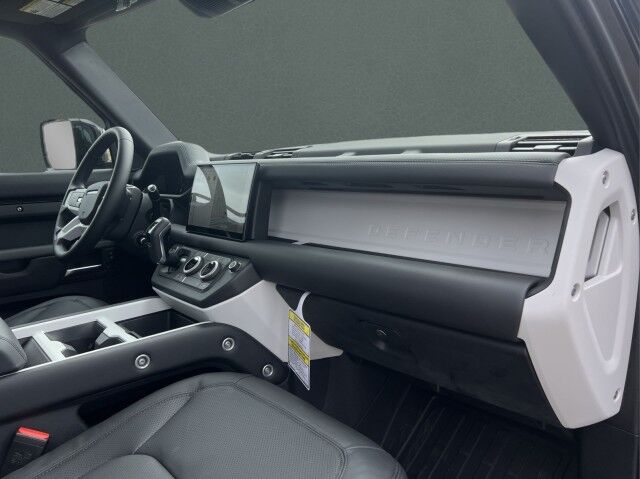 2025 Land Rover Defender X-Dynamic SE 90 2dr San Juan TX 2025 Land Rover Defender X-Dynamic SE 90 2dr San Juan TX