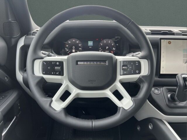 2025 Land Rover Defender X-Dynamic SE 90 2dr San Juan TX 2025 Land Rover Defender X-Dynamic SE 90 2dr San Juan TX