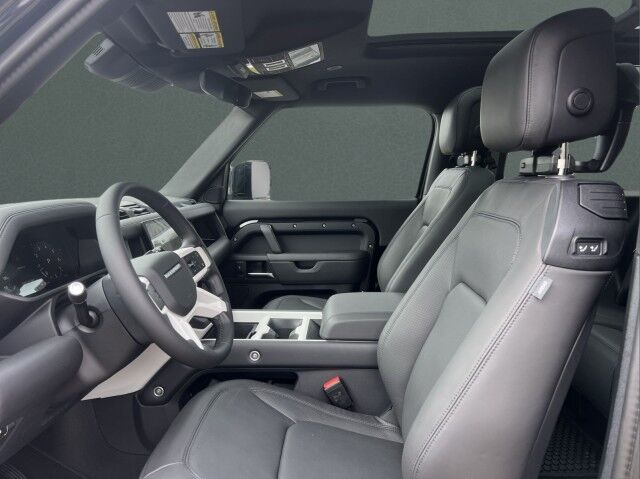 2025 Land Rover Defender X-Dynamic SE 90 2dr San Juan TX 2025 Land Rover Defender X-Dynamic SE 90 2dr San Juan TX