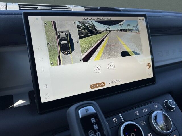 2025 Land Rover Defender X-Dynamic SE San Juan TX 2025 Land Rover Defender X-Dynamic SE San Juan TX