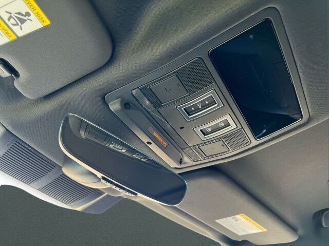 2025 Land Rover Defender X-Dynamic SE San Juan TX 2025 Land Rover Defender X-Dynamic SE San Juan TX