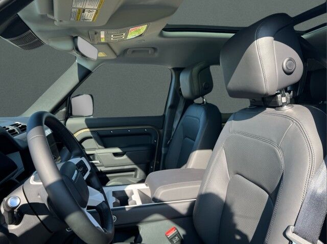 2025 Land Rover Defender X-Dynamic SE San Juan TX 2025 Land Rover Defender X-Dynamic SE San Juan TX