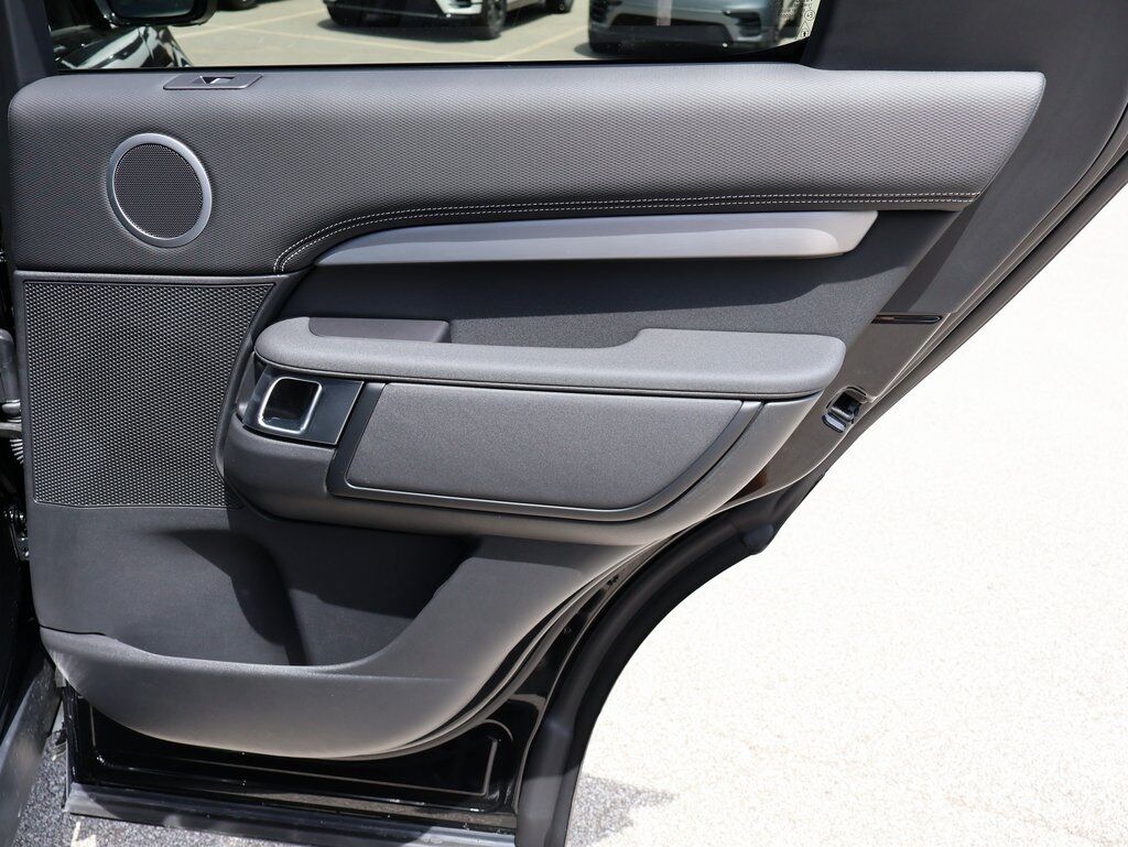 2025 Land Rover Discovery Dynamic SE San Clemente CA