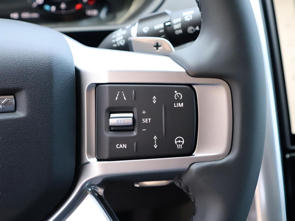 2025 Land Rover Discovery Dynamic SE San Clemente CA