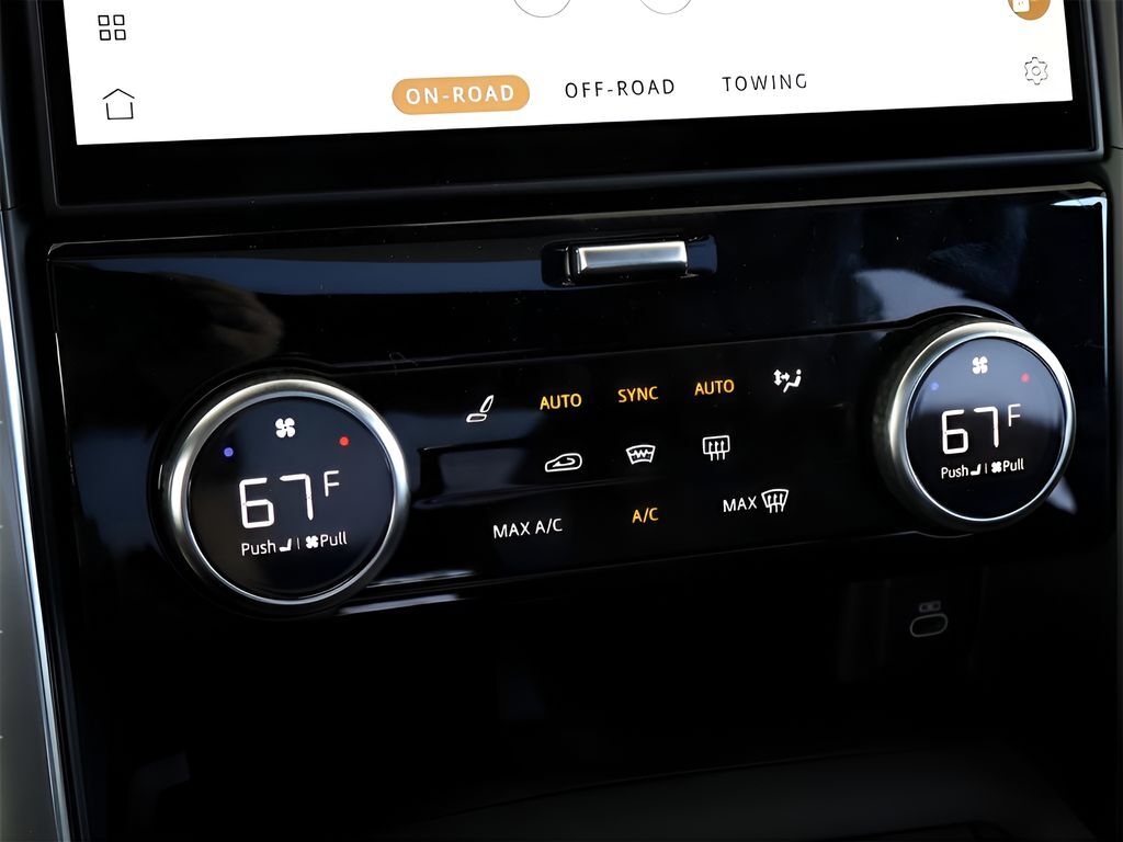 2025 Land Rover Discovery Dynamic SE San Clemente CA