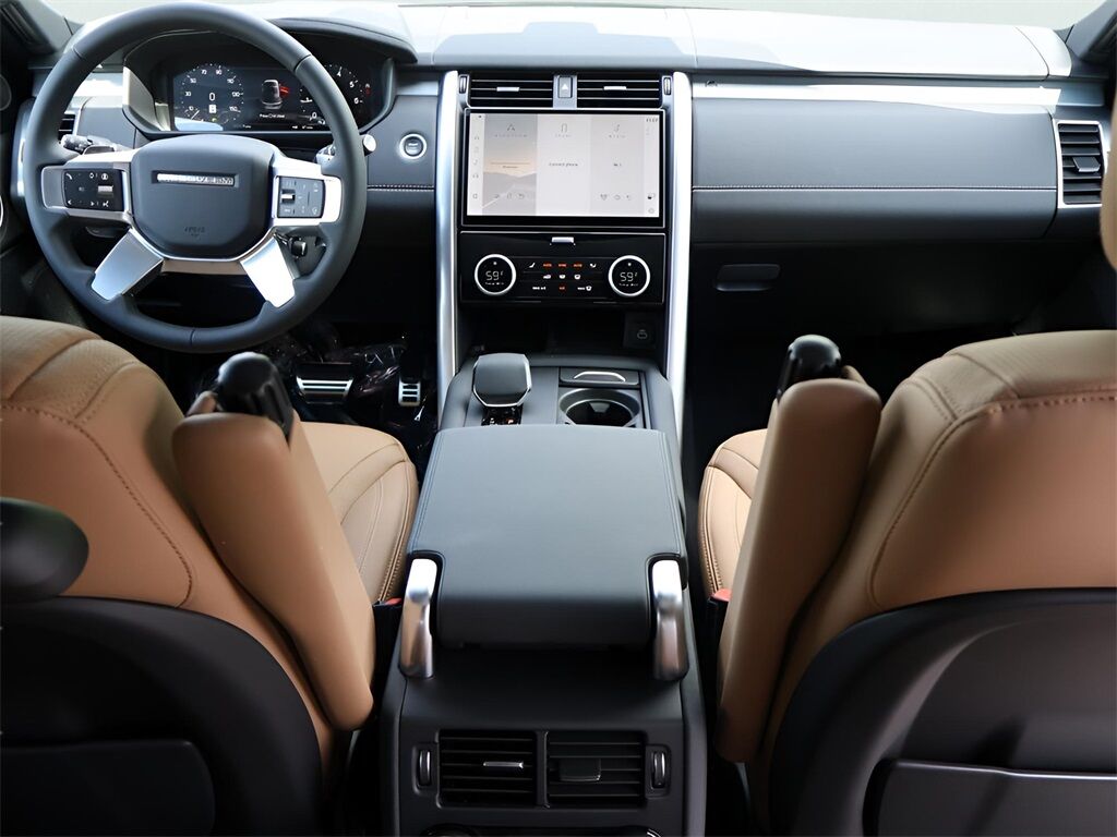 2025 Land Rover Discovery Dynamic SE San Clemente CA