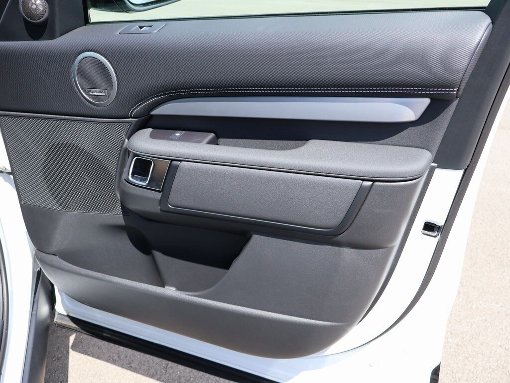 2025 Land Rover Discovery Dynamic SE San Clemente CA