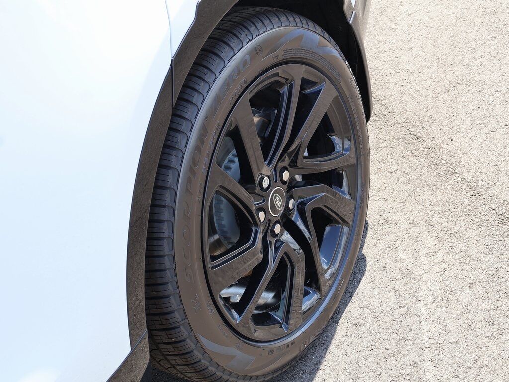 2025 Land Rover Discovery Dynamic SE San Clemente CA