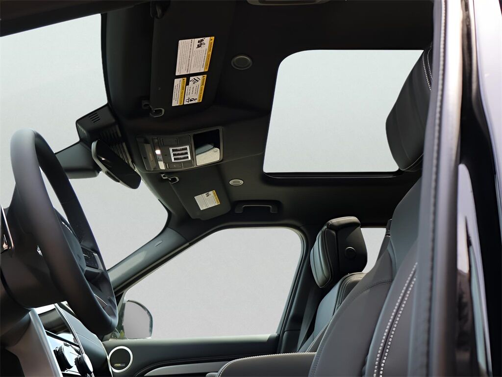 2025 Land Rover Discovery Dynamic SE San Clemente CA