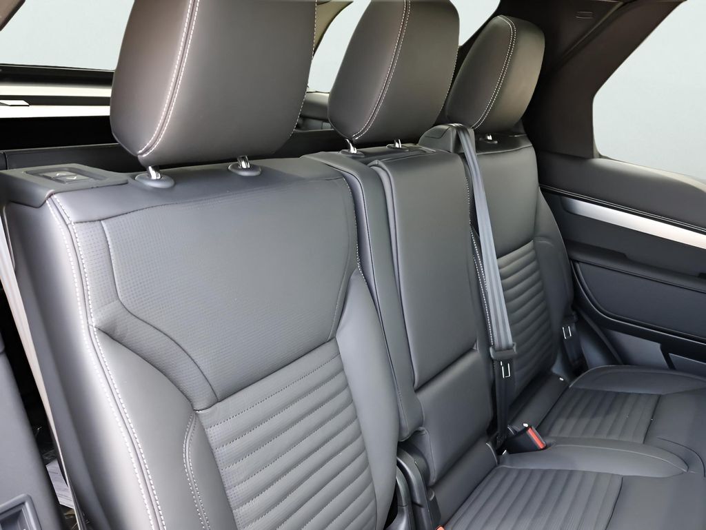 2025 Land Rover Discovery Dynamic SE San Clemente CA