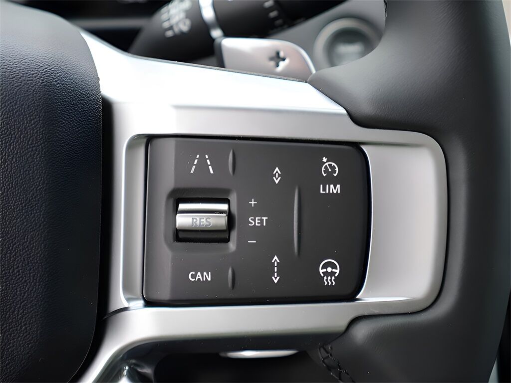 2025 Land Rover Discovery Dynamic SE San Clemente CA
