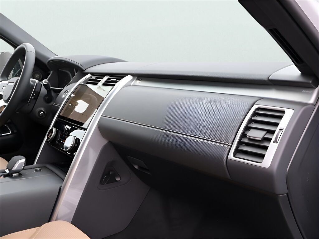 2025 Land Rover Discovery Dynamic SE San Clemente CA