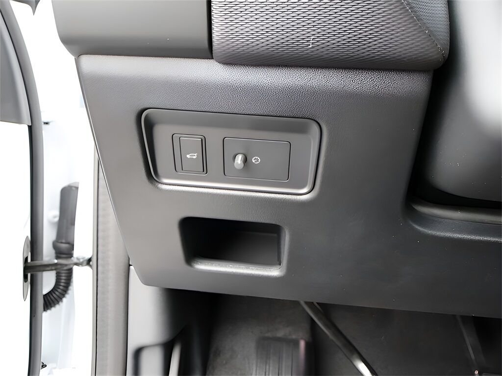 2025 Land Rover Discovery Dynamic SE San Clemente CA
