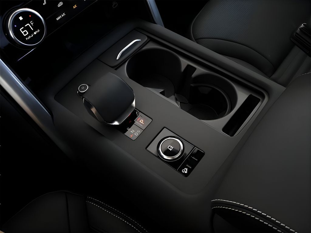 2025 Land Rover Discovery Dynamic SE San Clemente CA