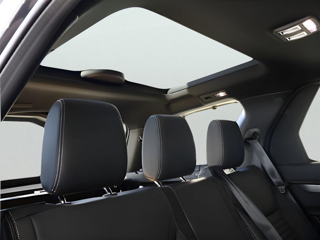 2025 Land Rover Discovery Dynamic SE San Clemente CA