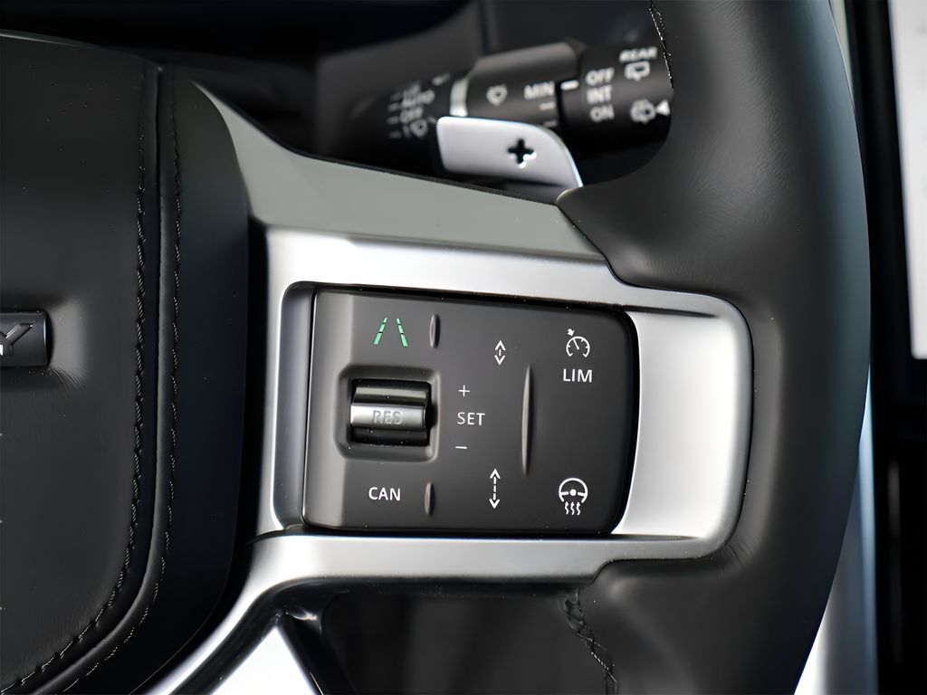 2025 Land Rover Discovery Dynamic SE San Clemente CA