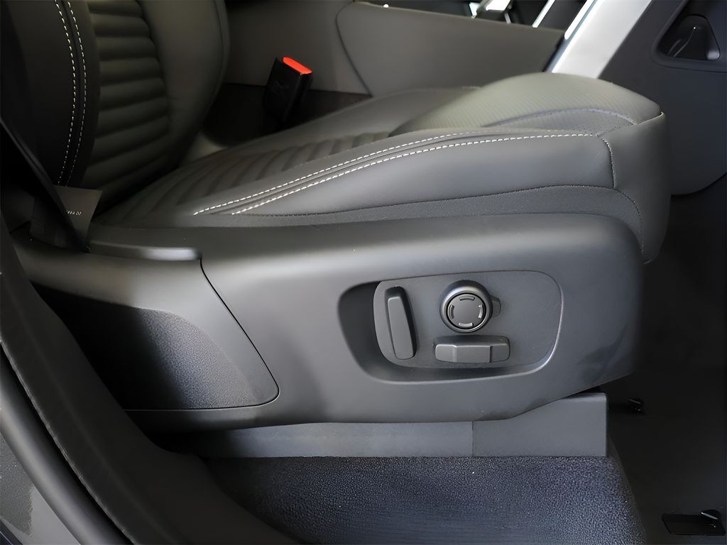 2025 Land Rover Discovery Dynamic SE San Clemente CA