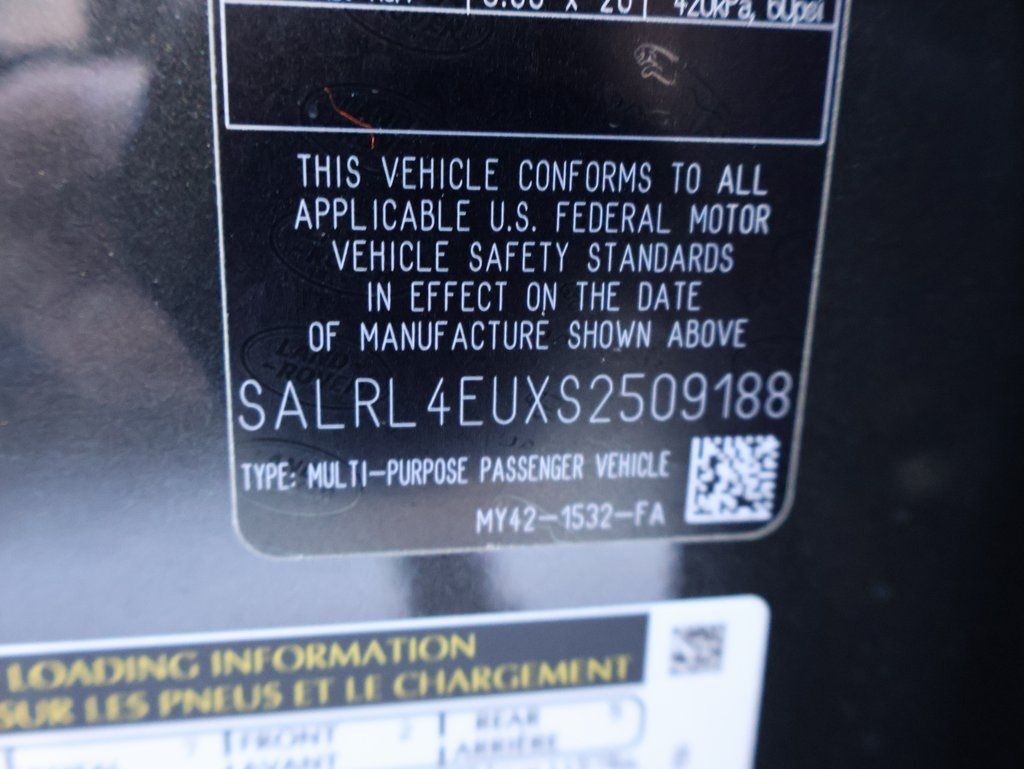 2025 Land Rover Discovery Dynamic SE San Clemente CA