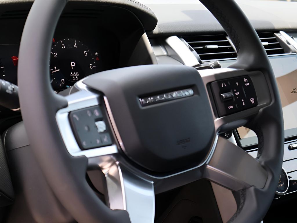 2025 Land Rover Discovery Dynamic SE San Clemente CA