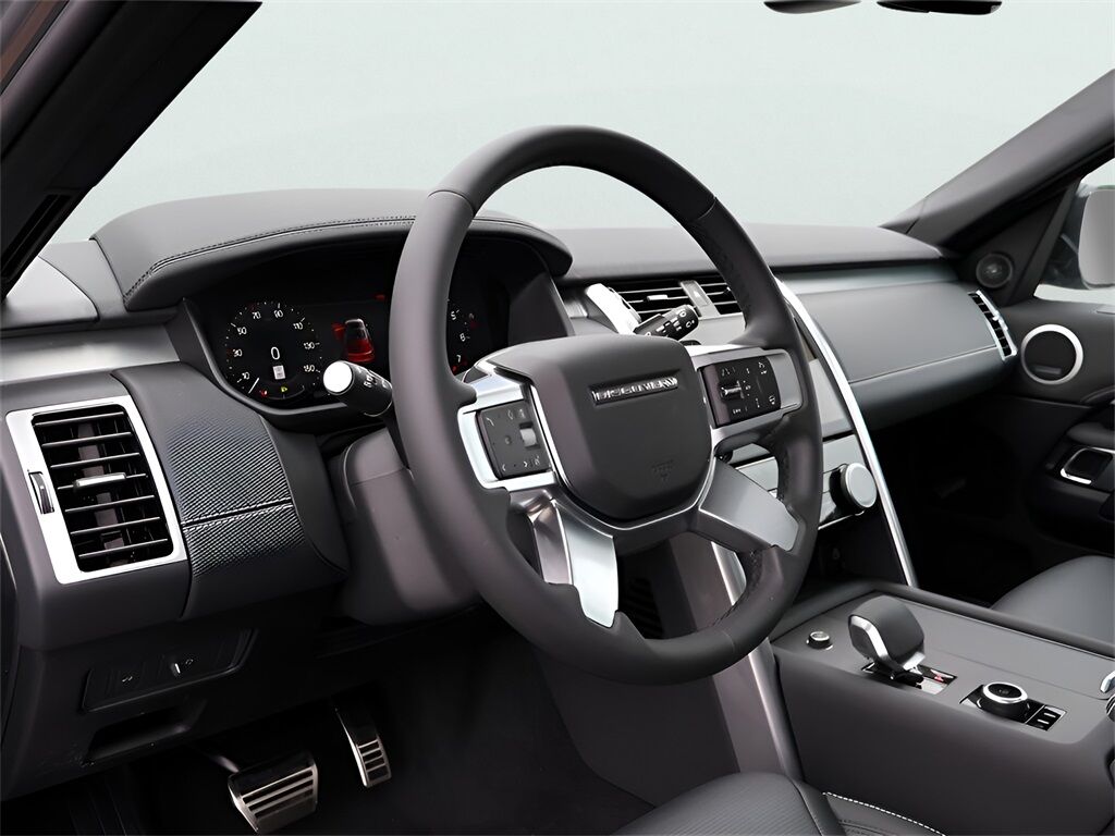 2025 Land Rover Discovery Dynamic SE San Clemente CA