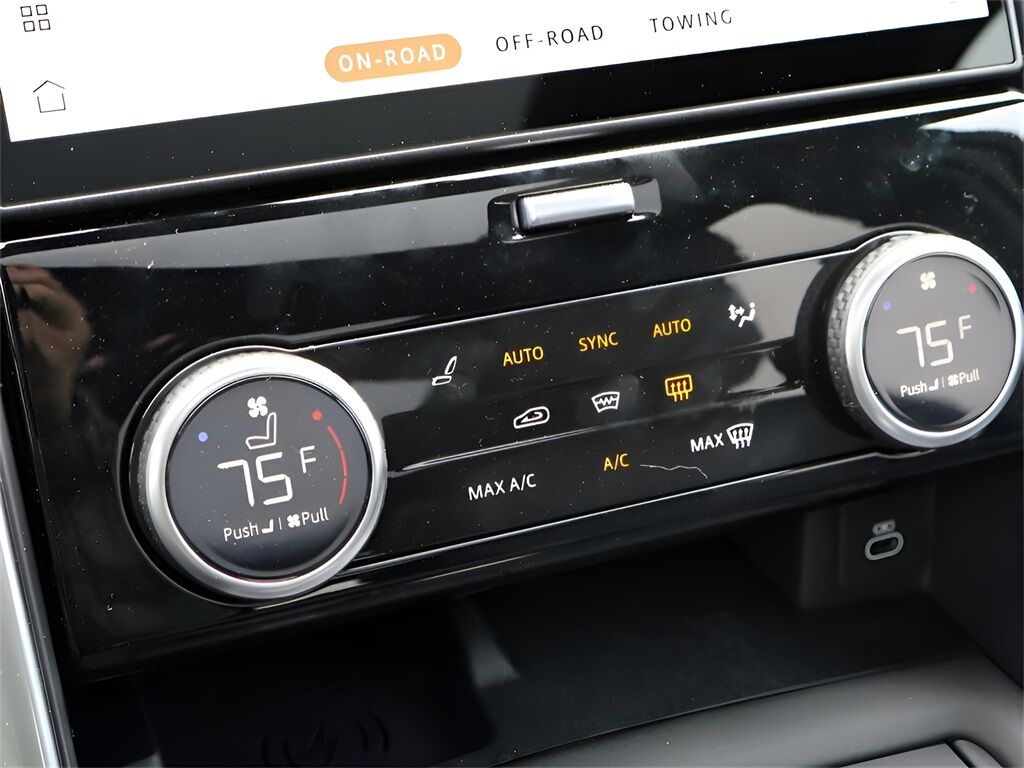 2025 Land Rover Discovery Dynamic SE San Clemente CA
