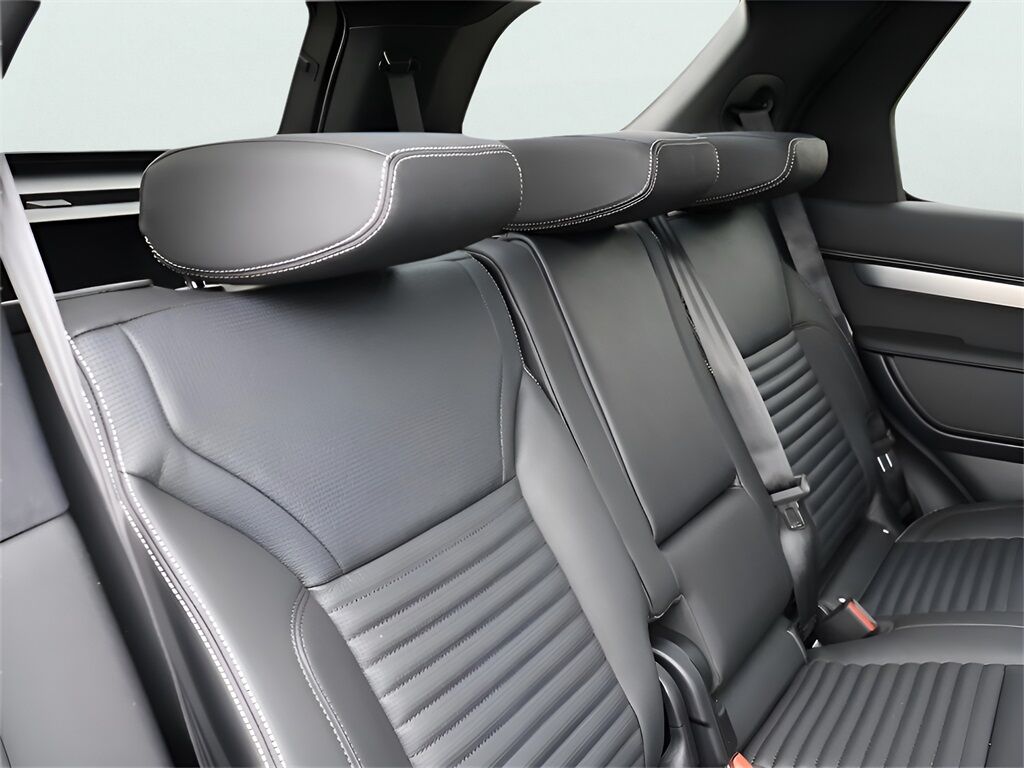 2025 Land Rover Discovery Dynamic SE San Clemente CA