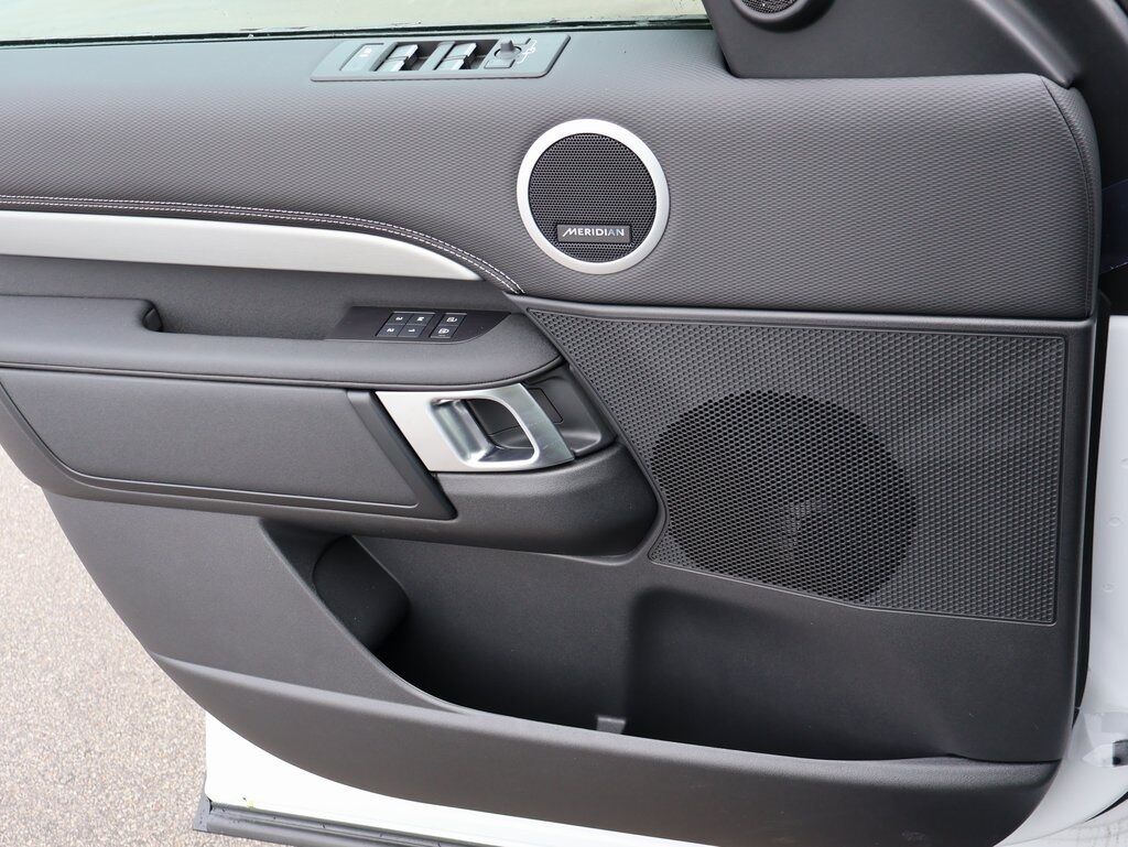 2025 Land Rover Discovery Dynamic SE San Clemente CA